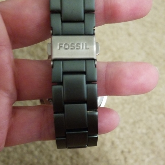 Fossil Watch - Picture 5 of 8